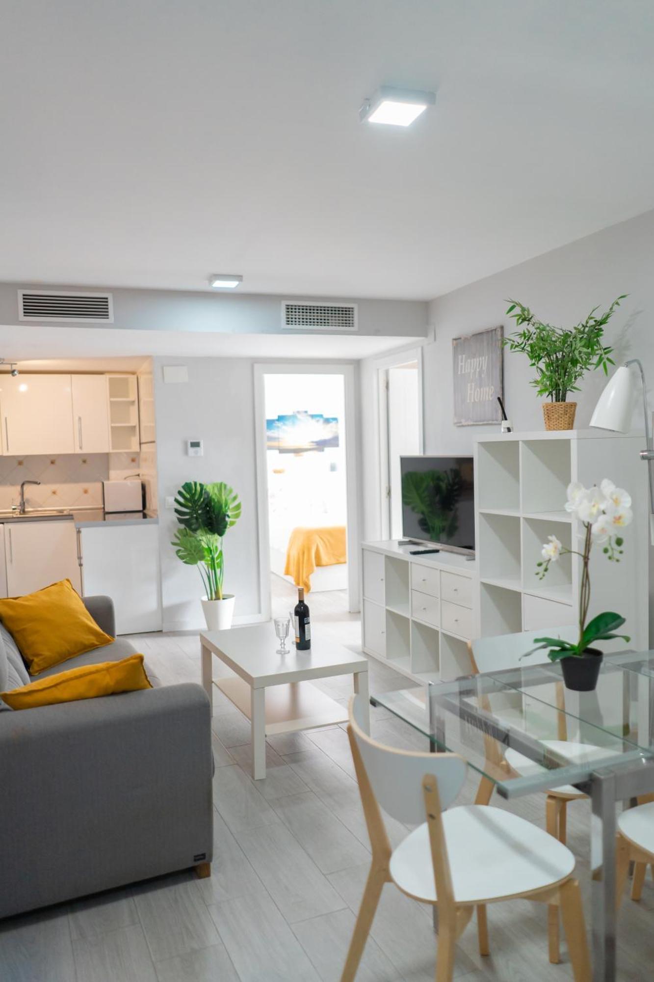 3 Rooms Y 3 Baths Y Aparcamiento Catedral Малага Экстерьер фото